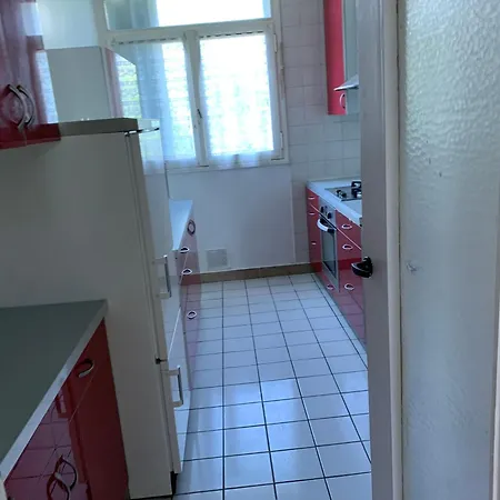 Un Proche De Paris * Ivry-sur-Seine